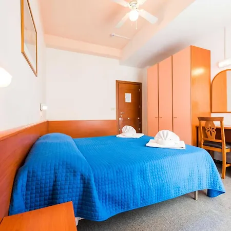 Ξενοδοχείο Pacific 3*