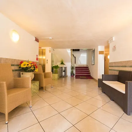 Hotel Pacific